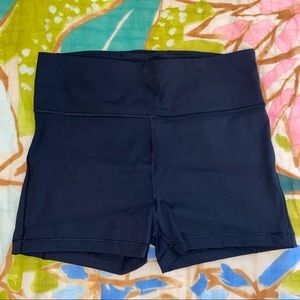 Athleta Ultimate 3” Short - Black